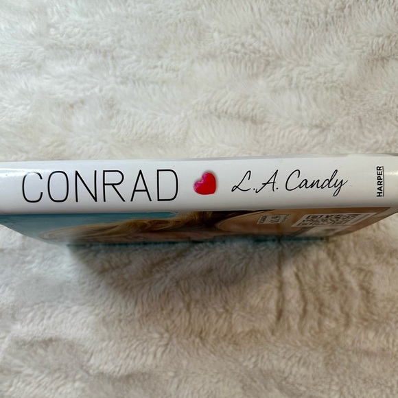 Lauren Conrad Book - Picture 2 of 3